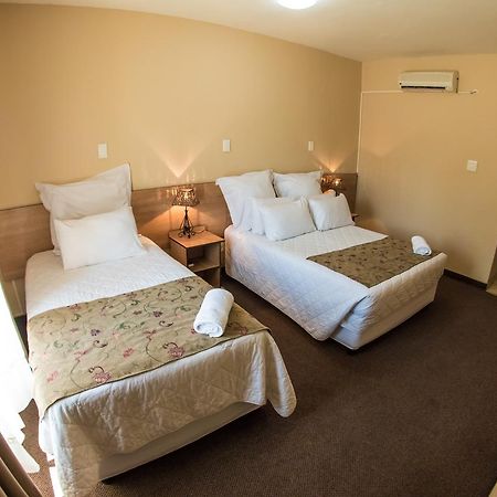 Airport Hotel كيمبرلي المظهر الخارجي الصورة