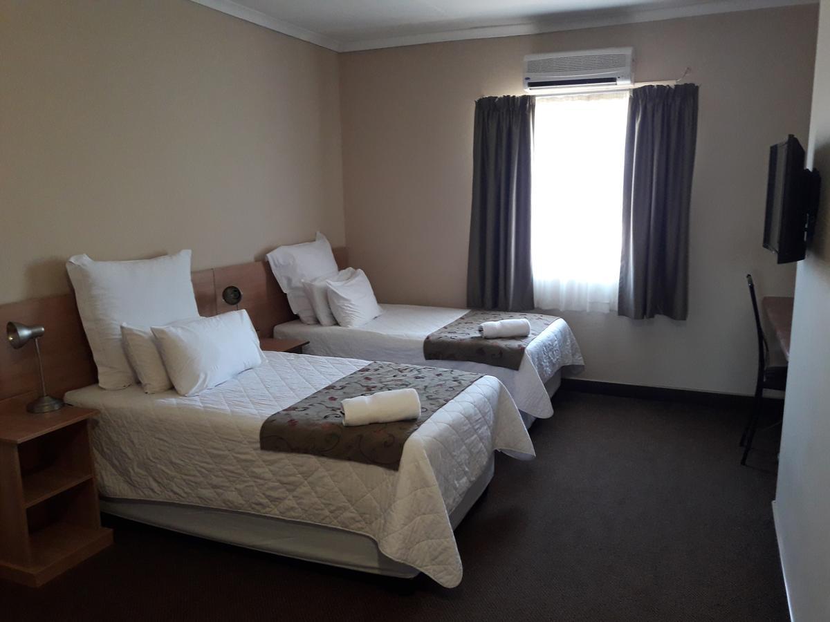 Airport Hotel كيمبرلي المظهر الخارجي الصورة