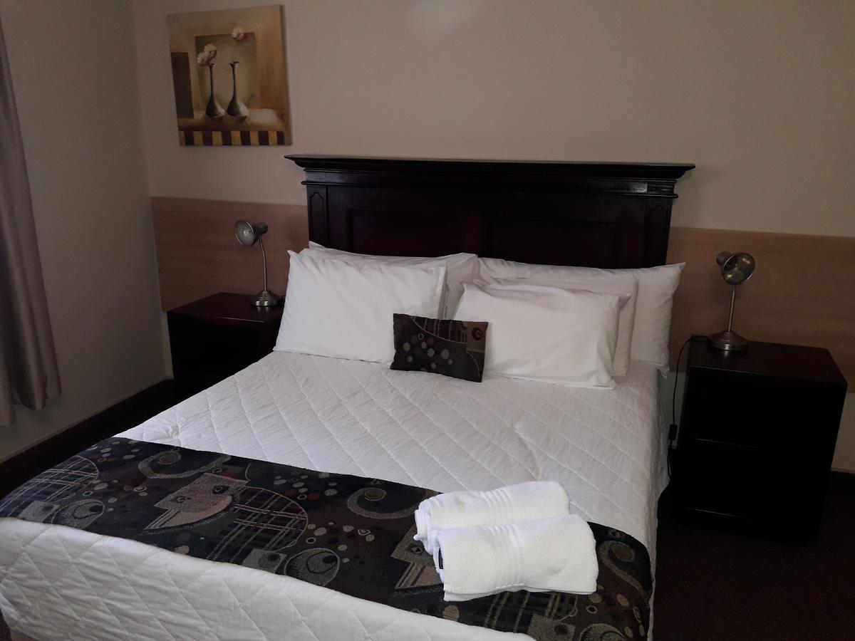 Airport Hotel كيمبرلي المظهر الخارجي الصورة